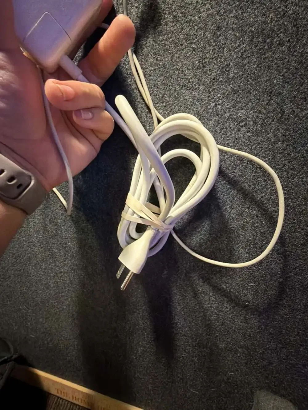 Apple 60W MagSafe Power Adapter A1278